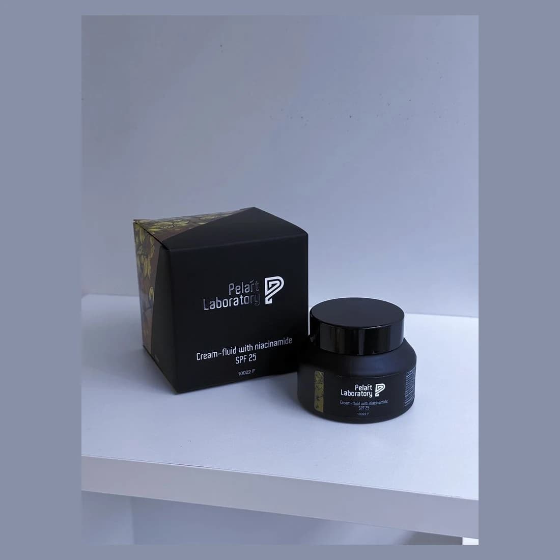 Cream-fluid with niacinamide spf 25 · Крем-флюїд з ніацинамідом SPF 25