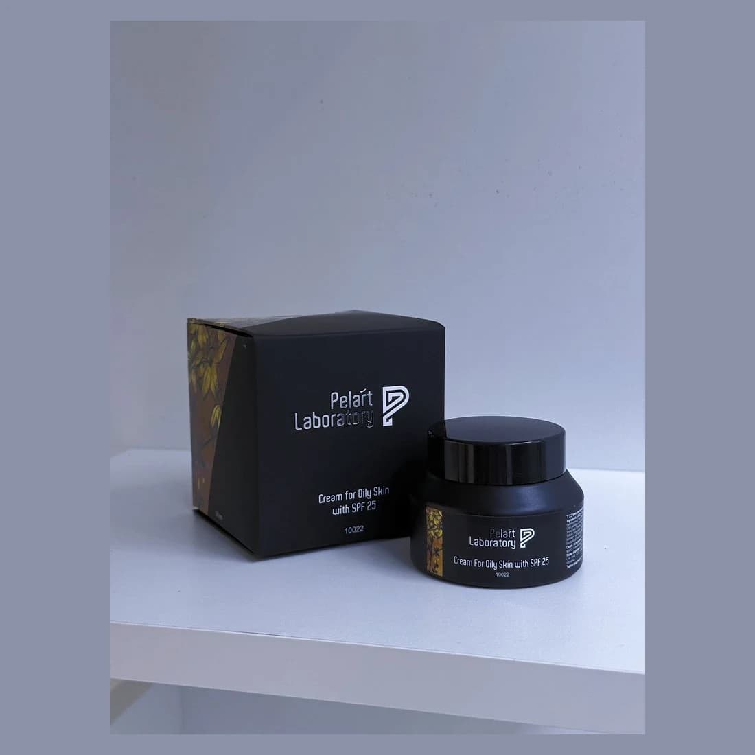 Cream for oily skin with spf 25 · Крем для жирної шкіри з матуючим ефектом SPF 25