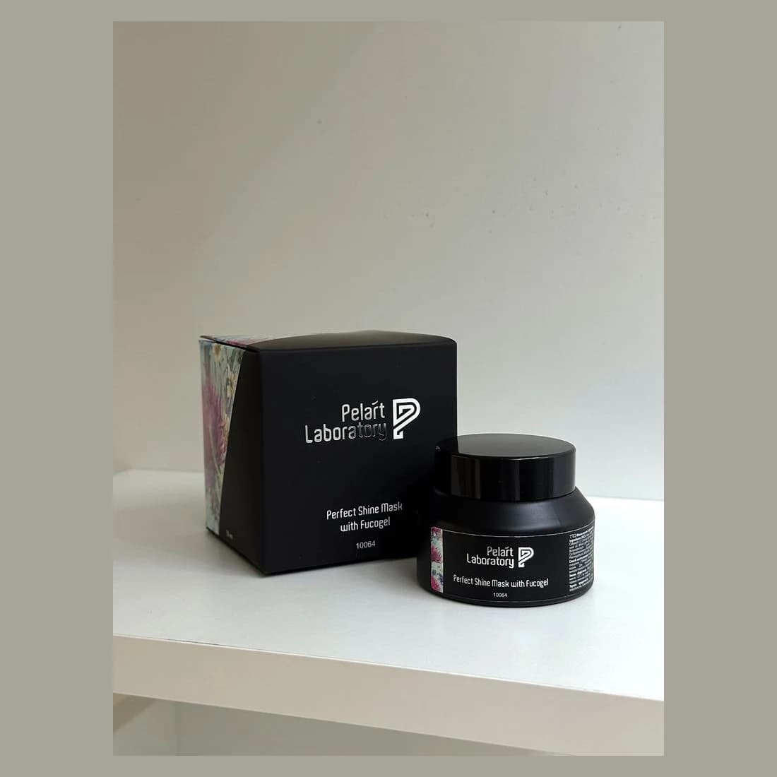 Perfect shine maskwith fucogel · Маска краси з фукогелем